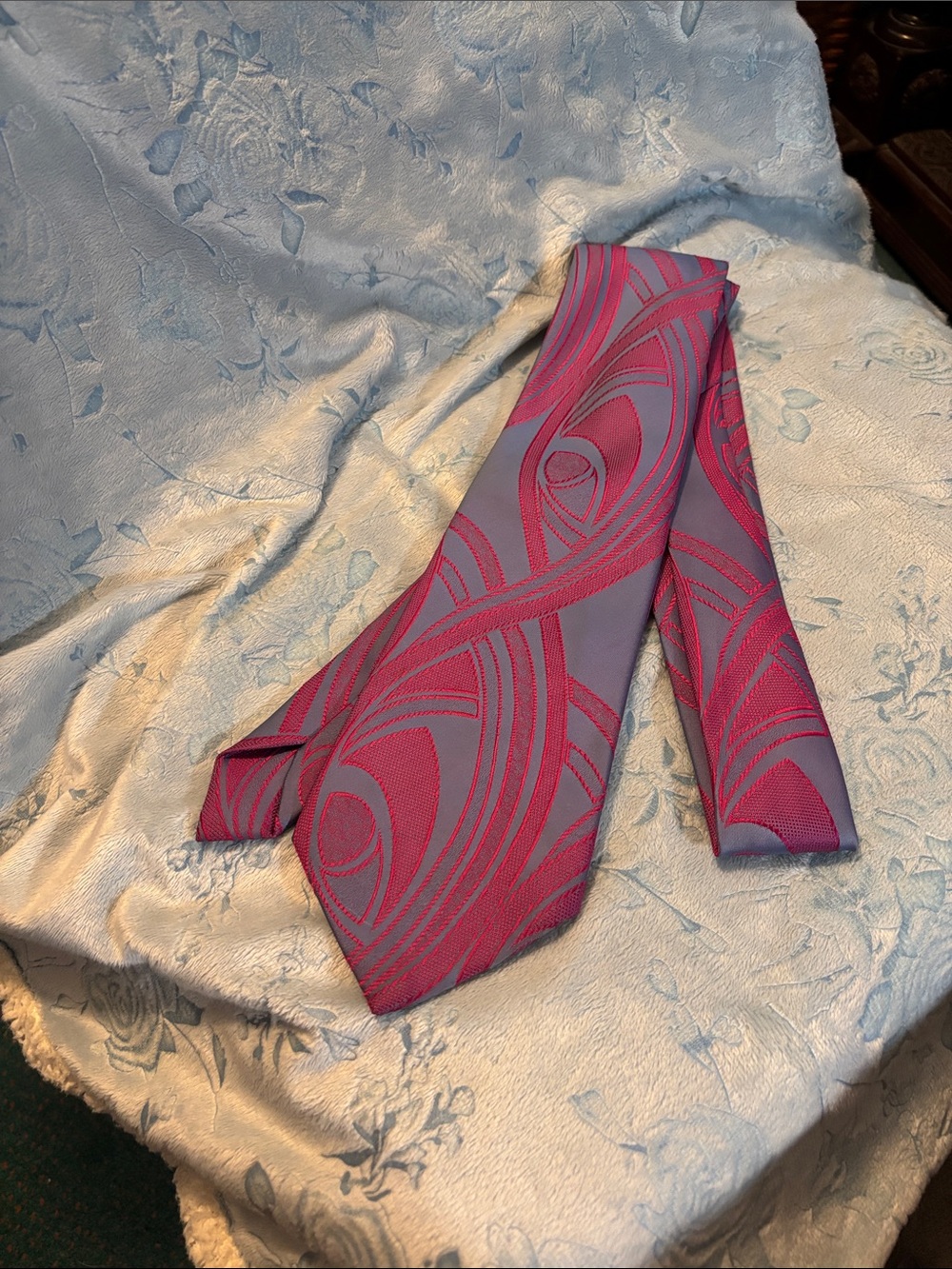 Bold Pink and Purple Swirl Men's Tie